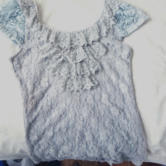 A'reve Gray Lace Top - Picture 3 of 8